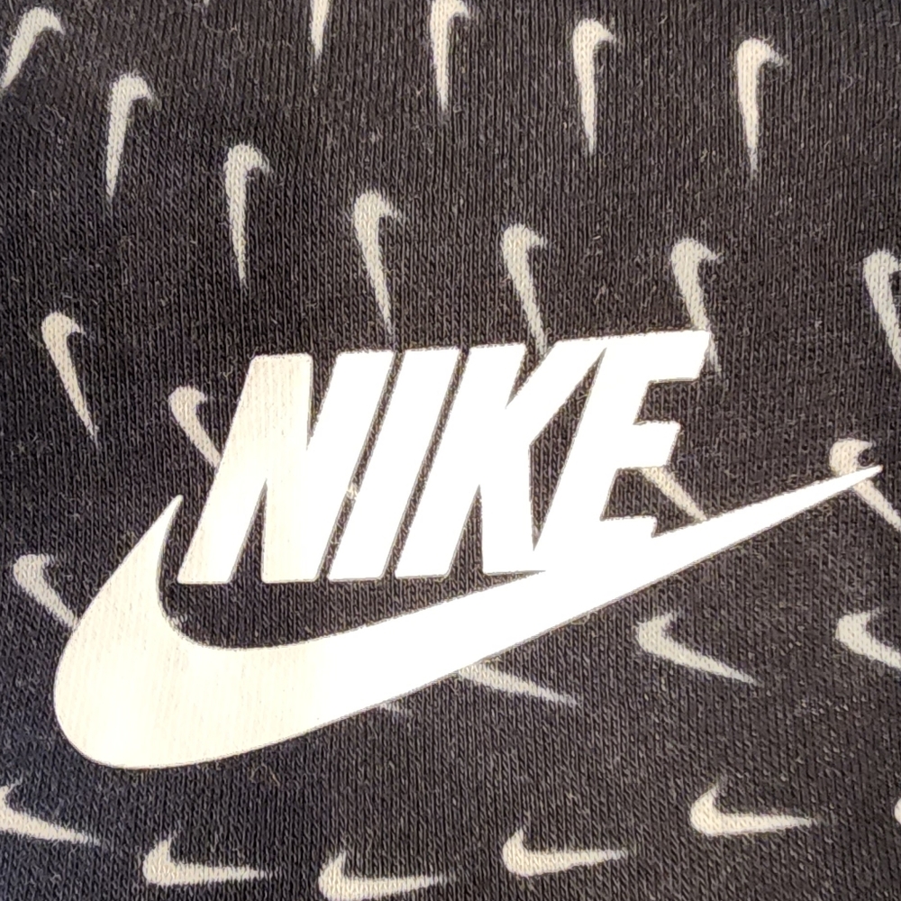 Nike Check Sweatshirt NWT Size XL